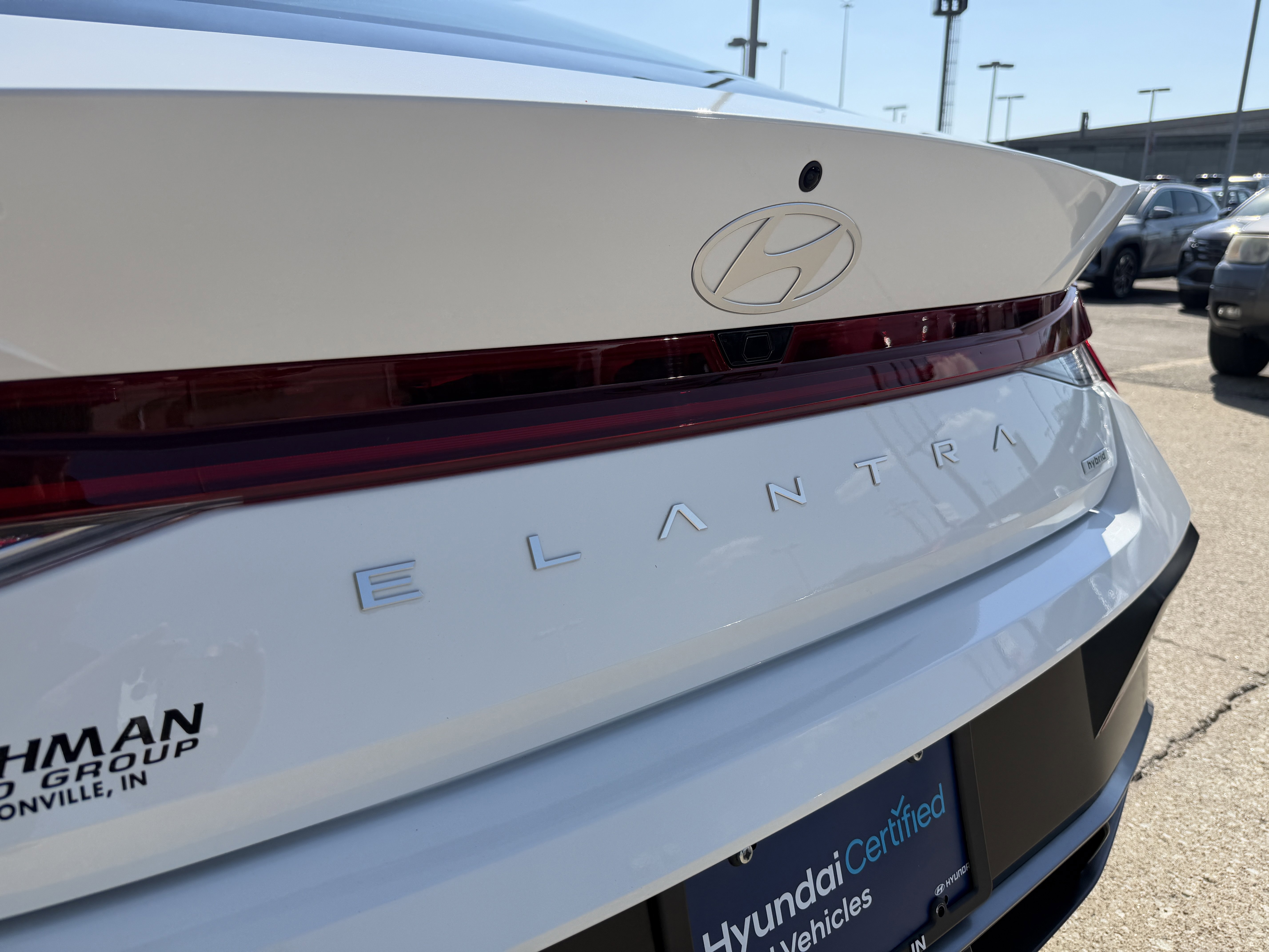 Certified 2025 Hyundai Elantra Limited image 8