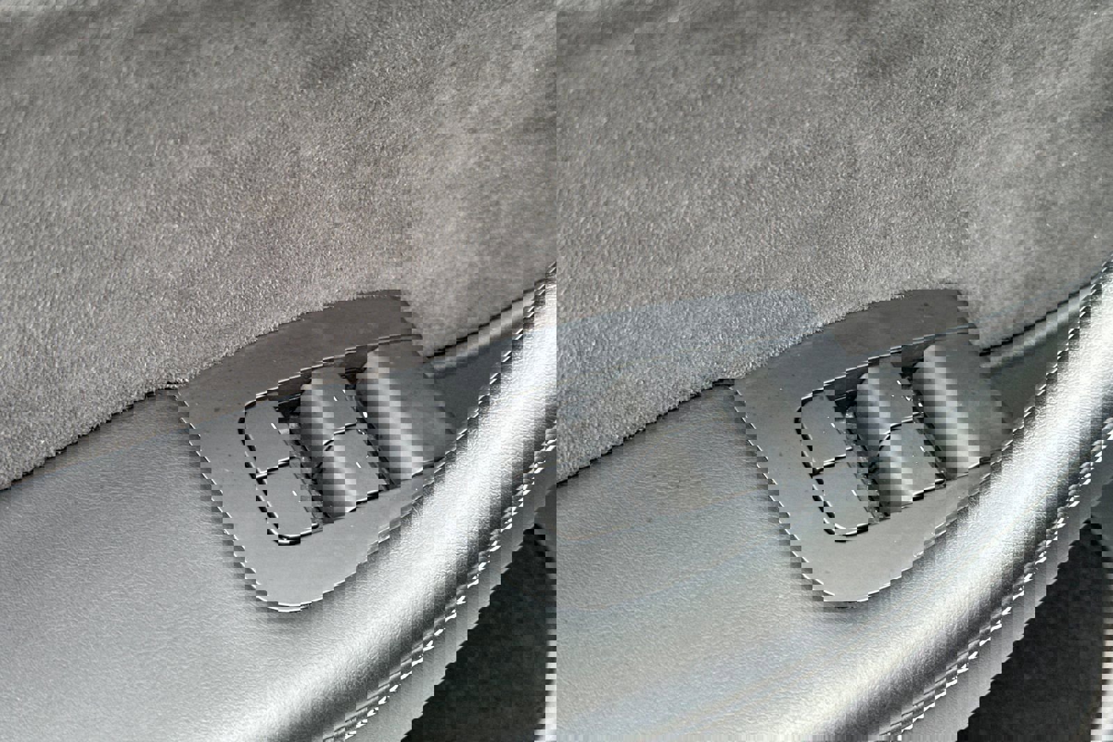 Used 2023 Tesla Model Y Long Range image 12