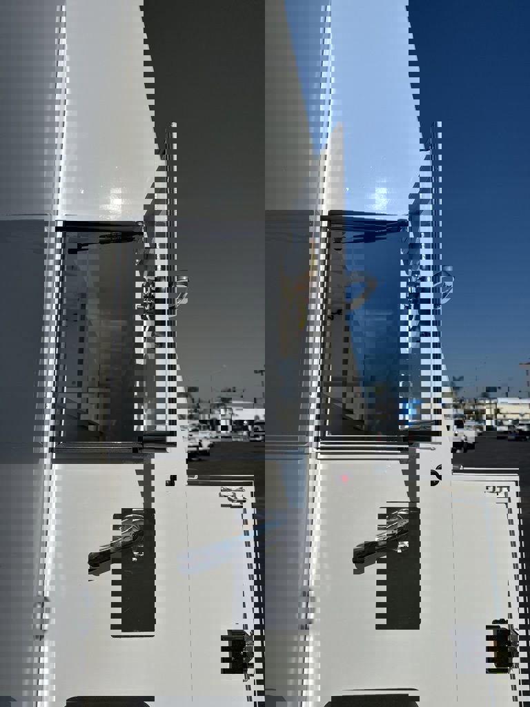 New 2025 Chevrolet Express 3500 w/ Power Convenience Package image 14