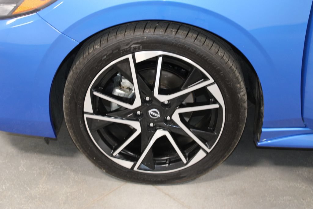 Used 2025 Nissan Sentra SR FWD image 45