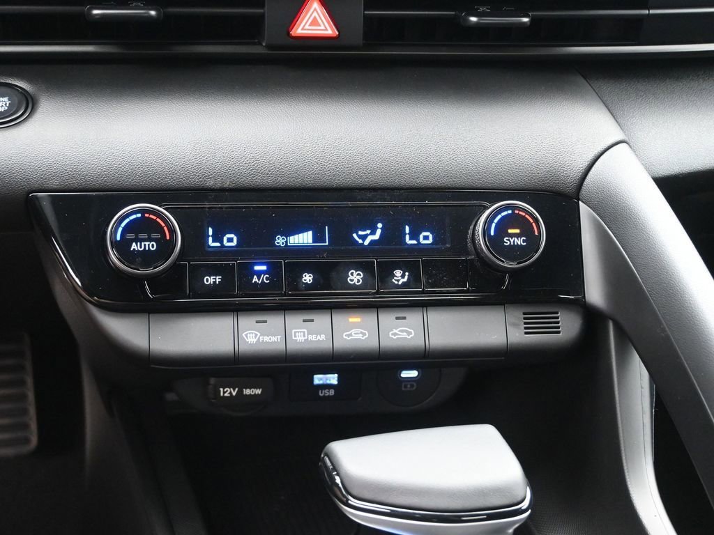 New 2025 Hyundai Elantra Sport image 18