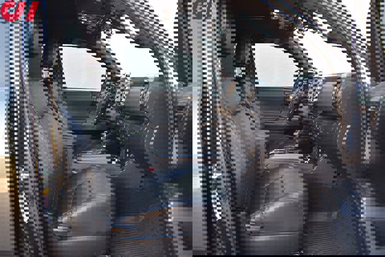 Used 2020 Toyota Tacoma TRD Off-Road w/ TRD Premium Off Road Package image 30