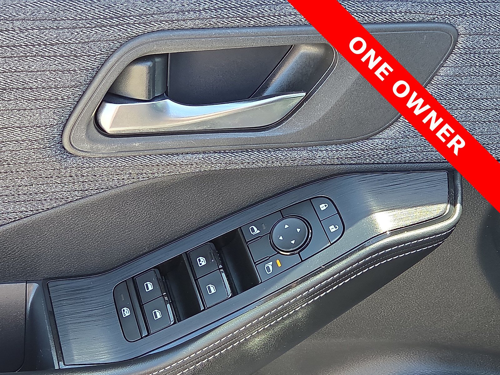 Used 2023 Nissan Rogue SV AWD/4WD image 13