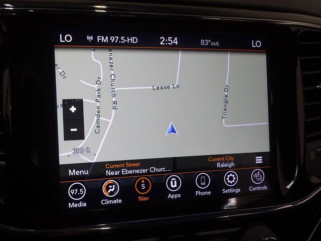 Used 2021 Jeep Grand Cherokee Limited image 8