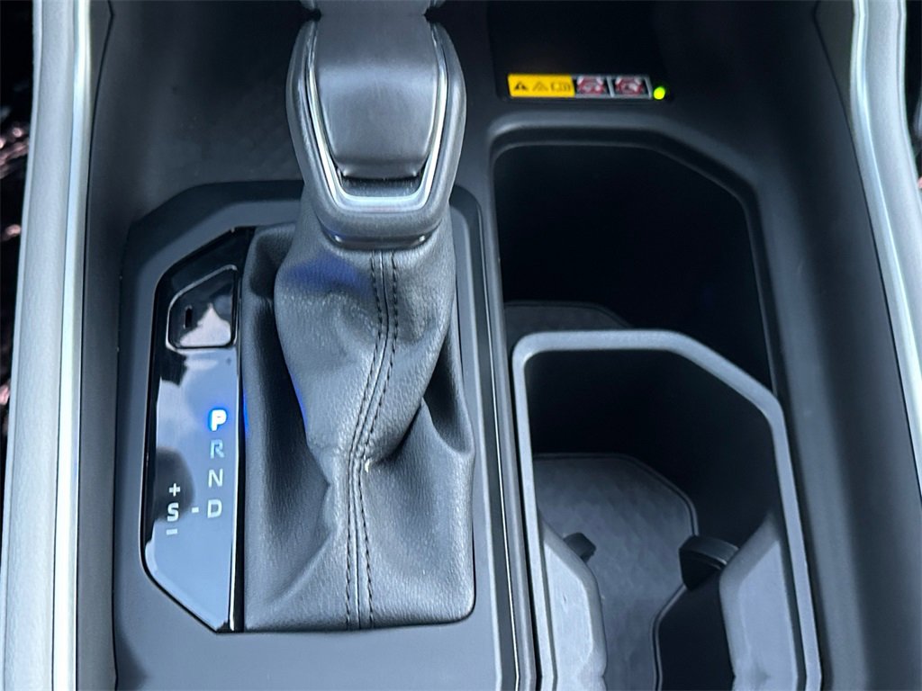 Used 2024 Toyota Grand Highlander Limited image 17