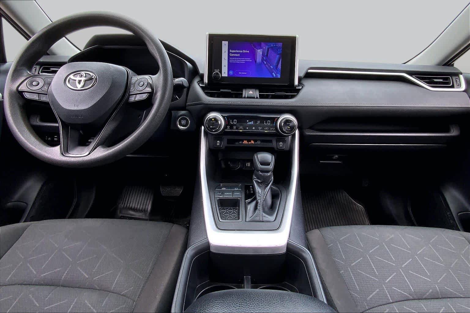 Used 2023 Toyota RAV4 XLE w/ Convenience Package FWD image 15