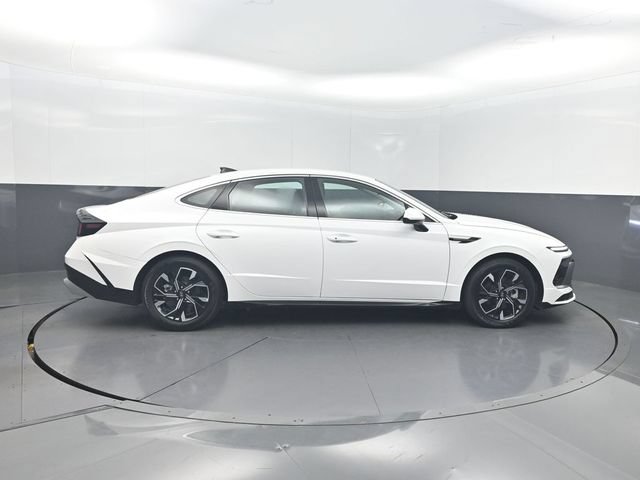Used 2025 Hyundai Sonata SEL FWD image 32