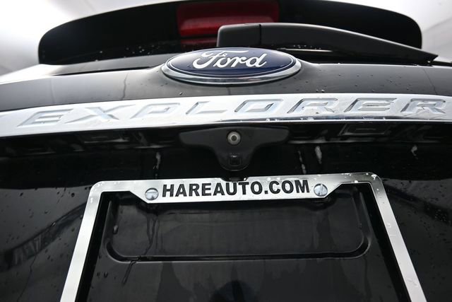 Used 2017 Ford Explorer XLT FWD image 25