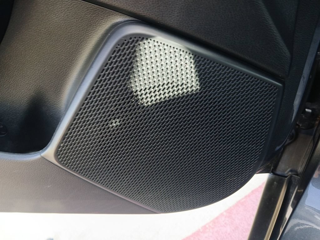 Used 2023 Kia Soul LX w/ LX Technology Package FWD image 29