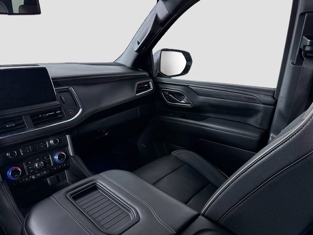 Used 2023 GMC Yukon SLT image 25