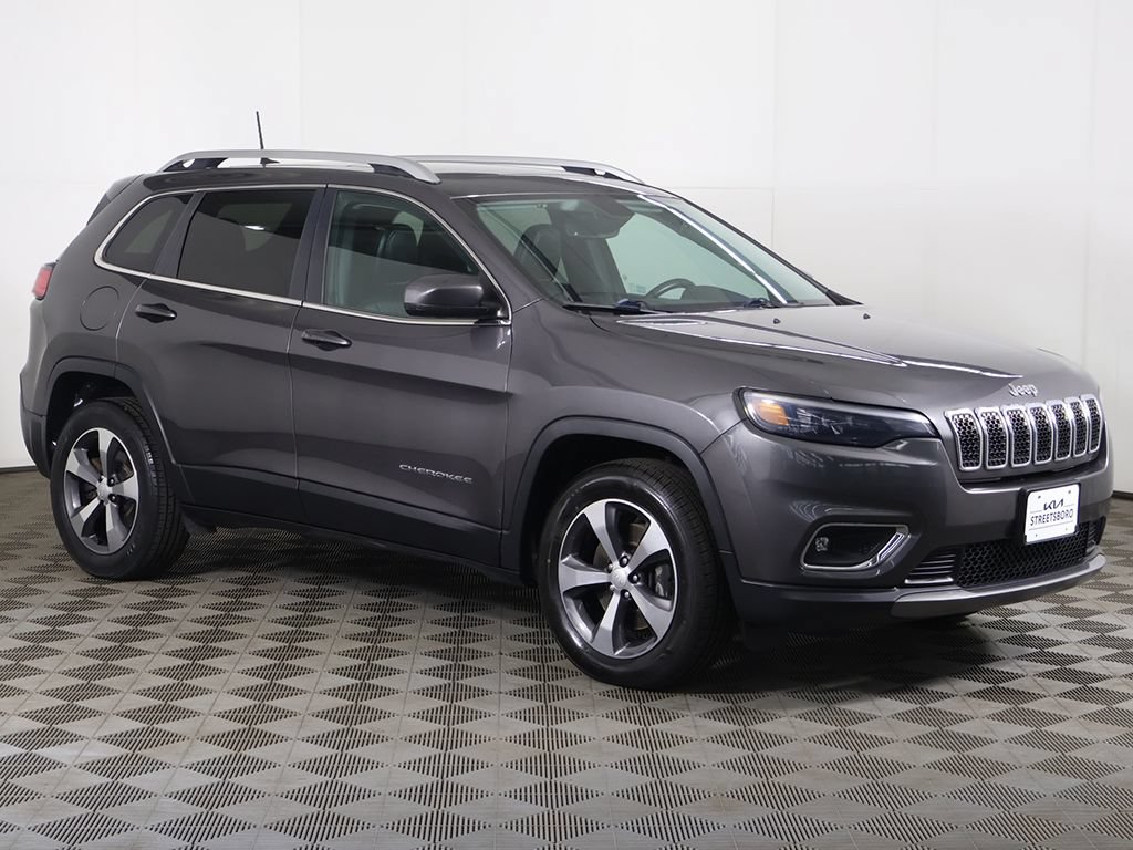Used 2019 Jeep Cherokee Limited AWD/4WD image 2