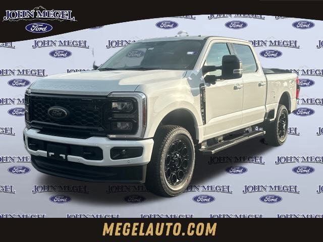 New 2026 Ford F250 Lariat w/ Black Appearance Package