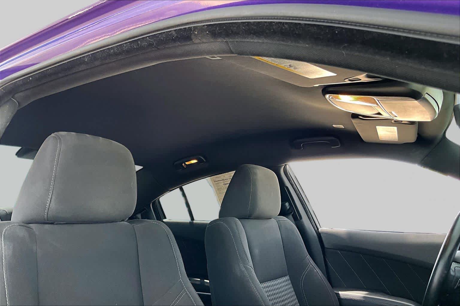 Used 2023 Dodge Charger SXT RWD image 13