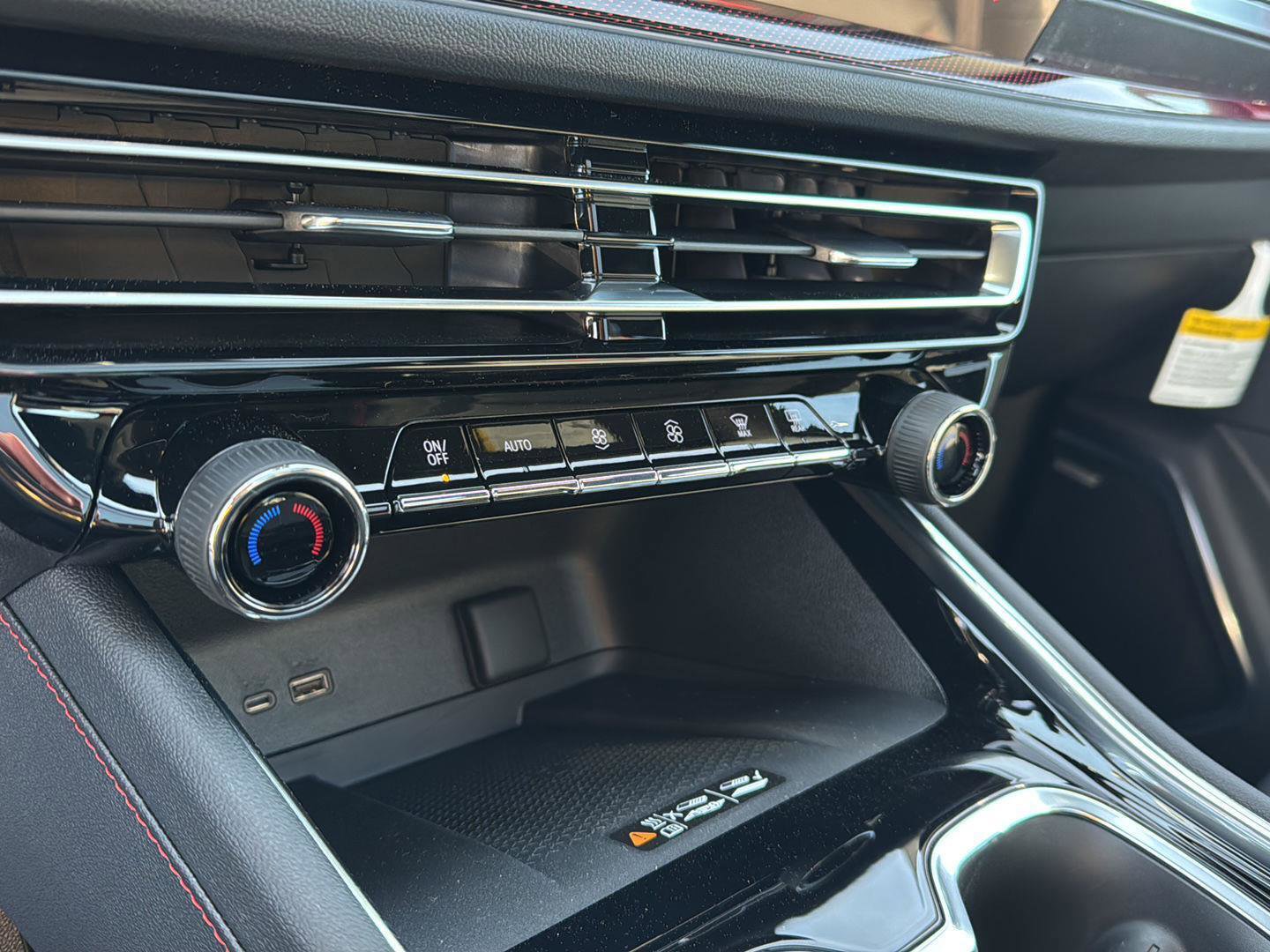 New 2026 Chevrolet Traverse Z71 w/ Enhanced Driving Package image 22