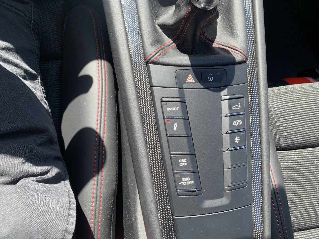 Used 2018 Porsche 911 GT3 RWD image 34