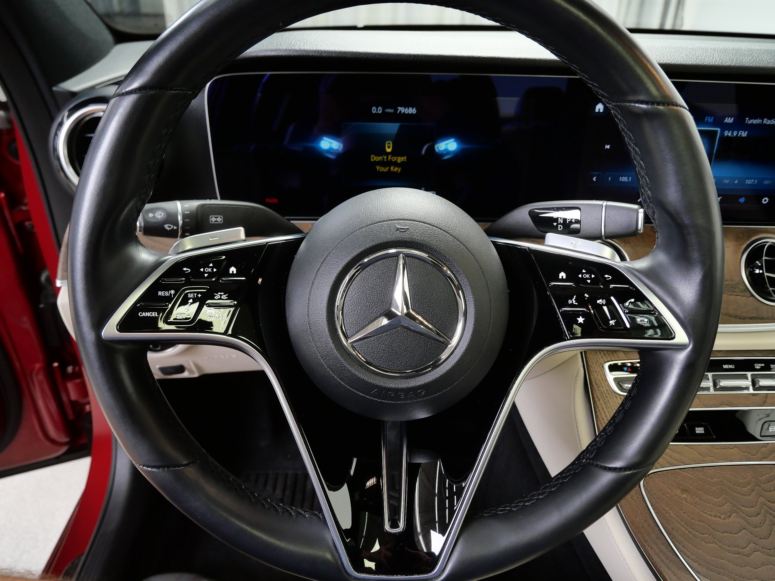Used 2021 Mercedes-Benz E 350 4MATIC Sedan image 23