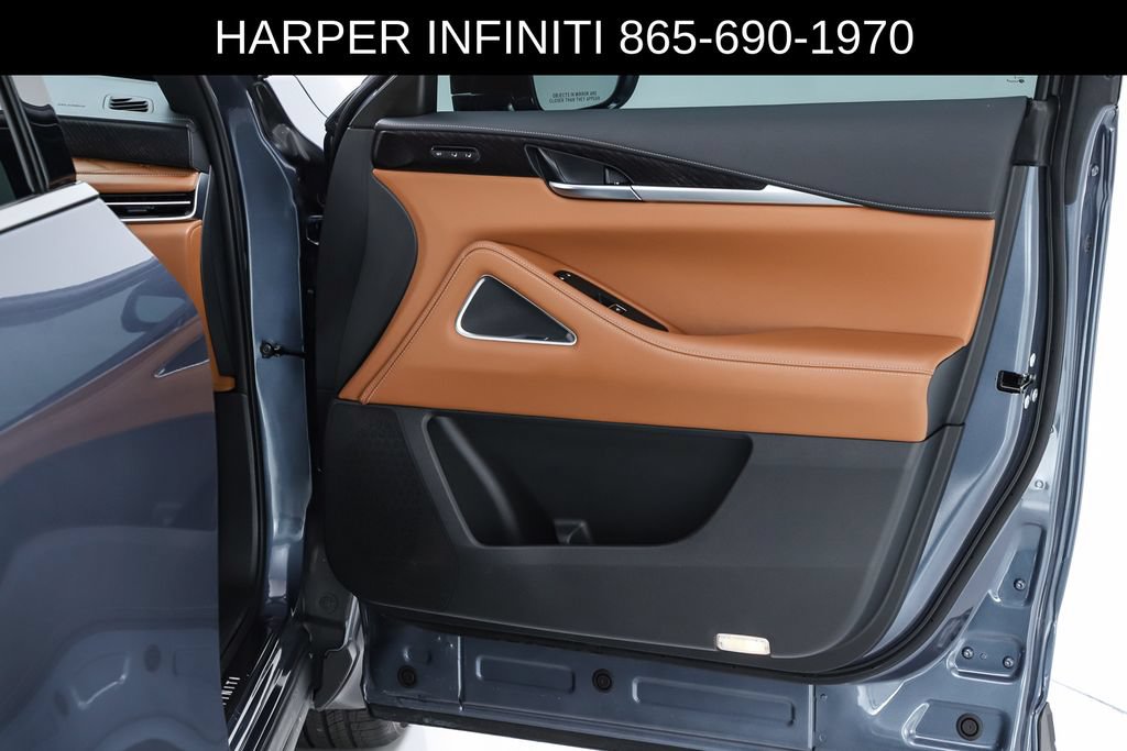 Used 2025 INFINITI QX60 Autograph w/ Cargo Package AWD/4WD image 32