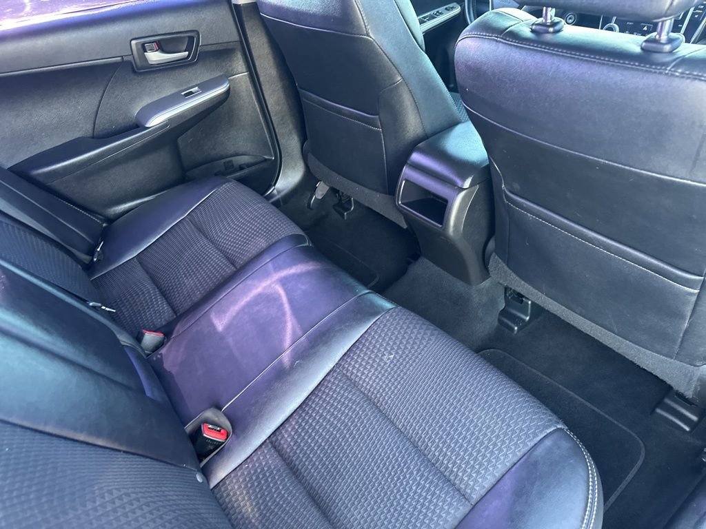 Used 2013 Toyota Camry SE image 22