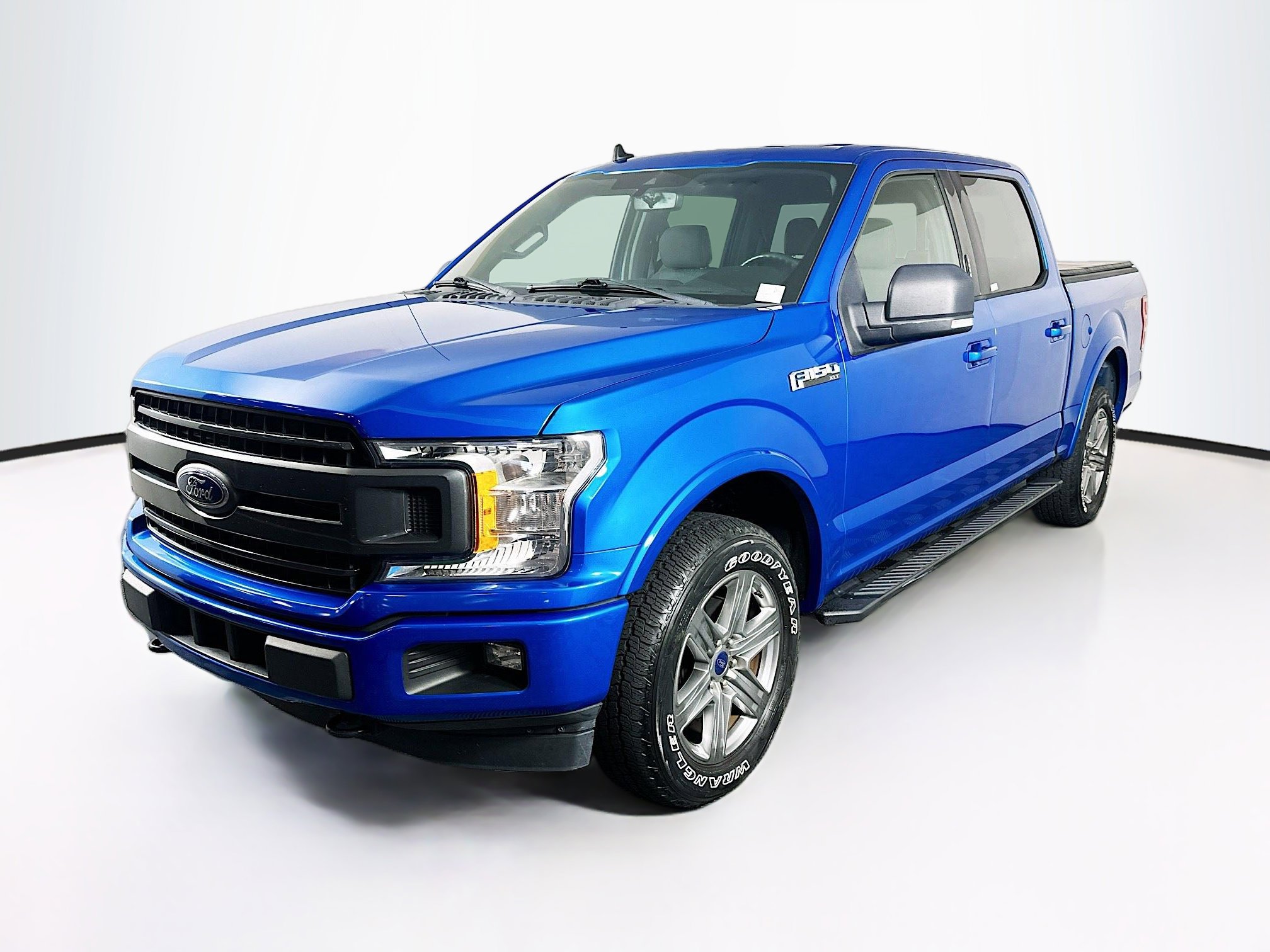 Used 2019 Ford F150 XLT w/ Equipment Group 302A Luxury image 3