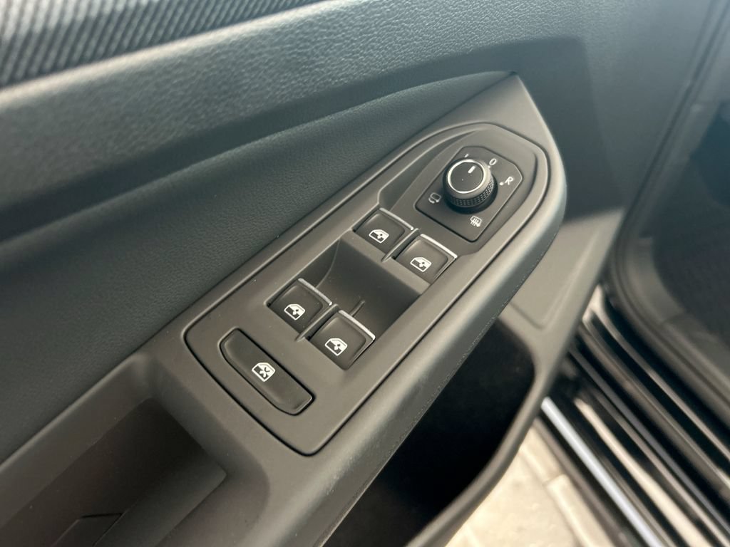 New 2026 Volkswagen Golf AWD/4WD image 11