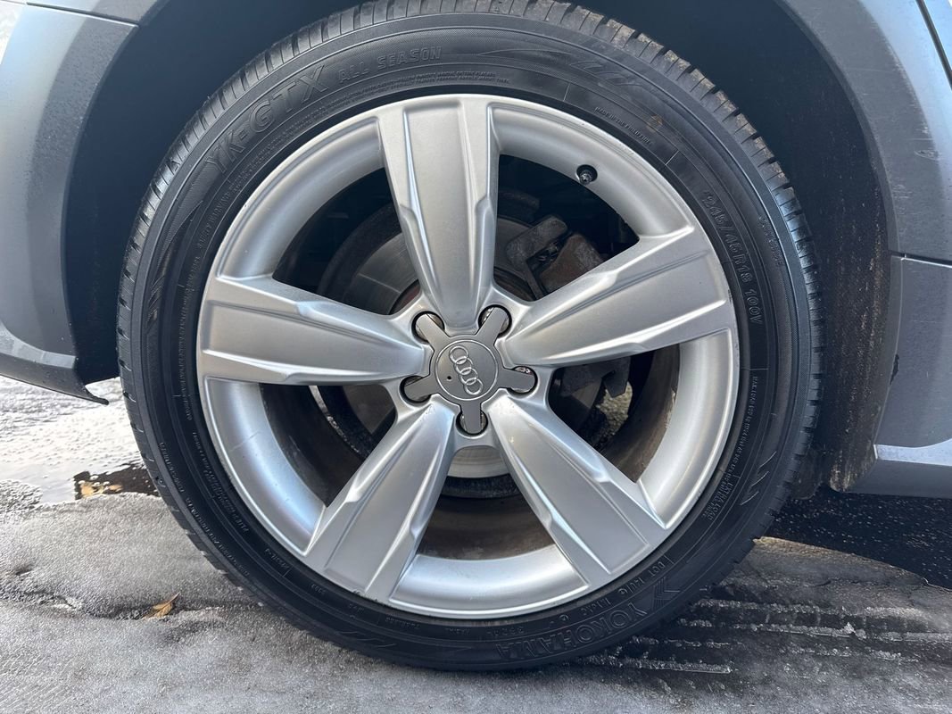 Used 2016 Audi A4 Premium w/ Audi MMI Navigation Plus image 22