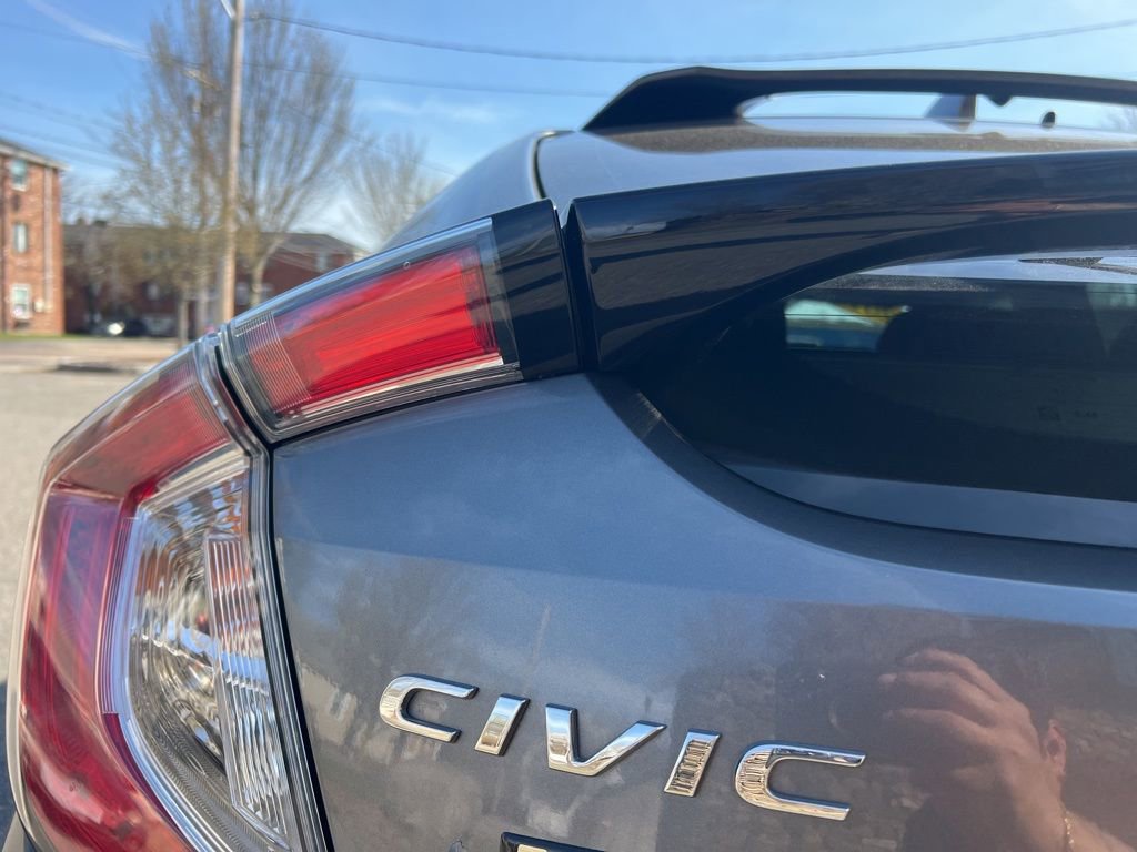 Used 2019 Honda Civic EX image 9