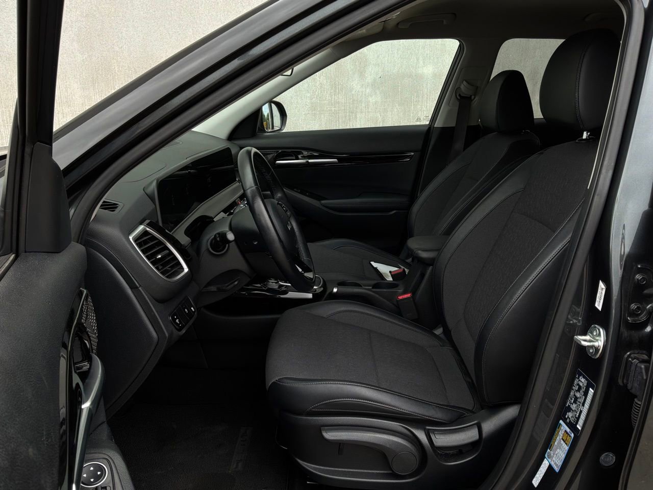 Used 2025 Kia Seltos S image 10