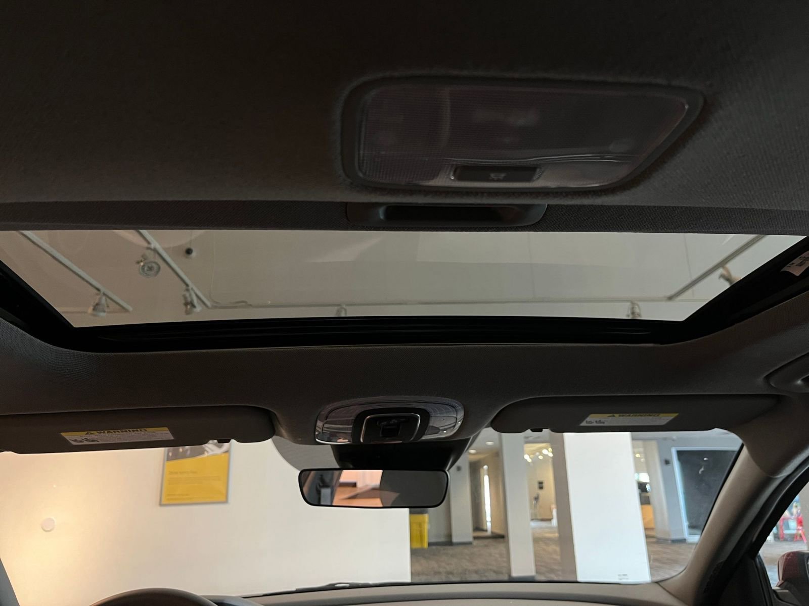 Used 2025 Hyundai Elantra SEL image 29