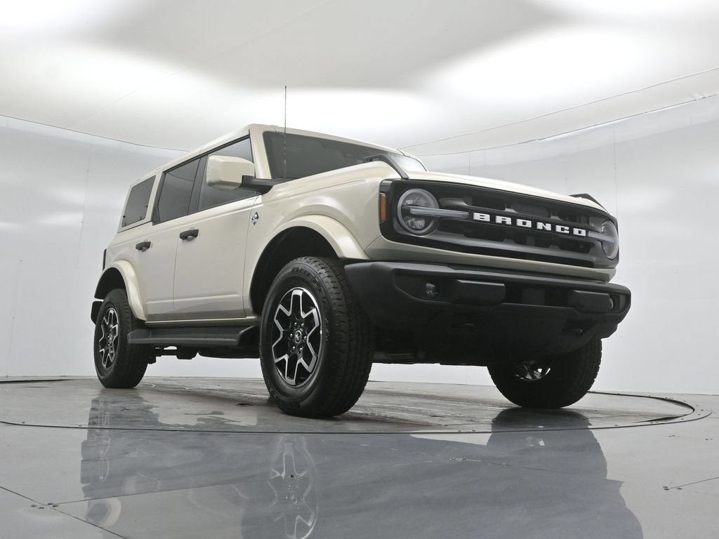 New 2026 Ford Bronco Outer Banks AWD/4WD image 45
