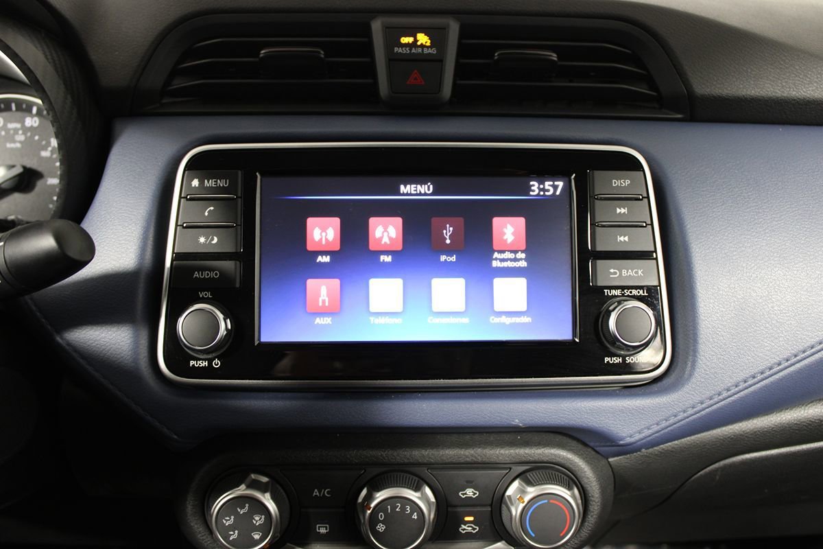 Used 2024 Nissan Versa SV w/ Trunk Package FWD image 15