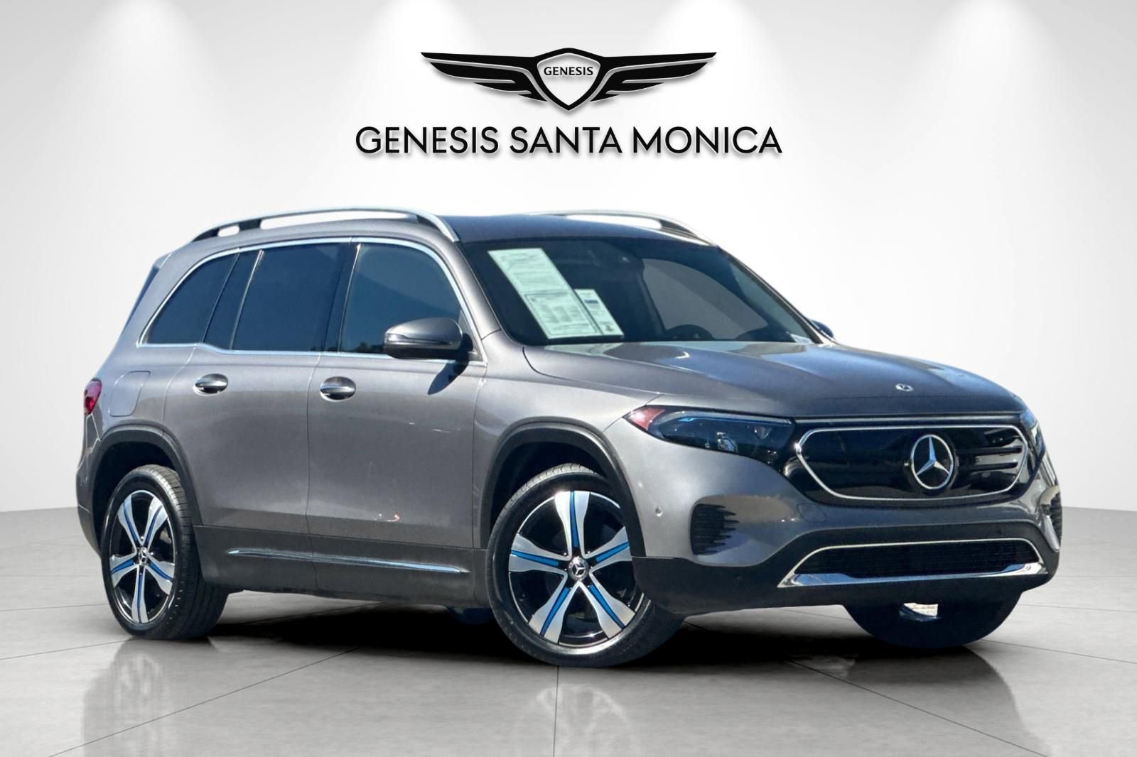 Used 2023 Mercedes-Benz EQB 250+ w/ Exclusive Package image 2