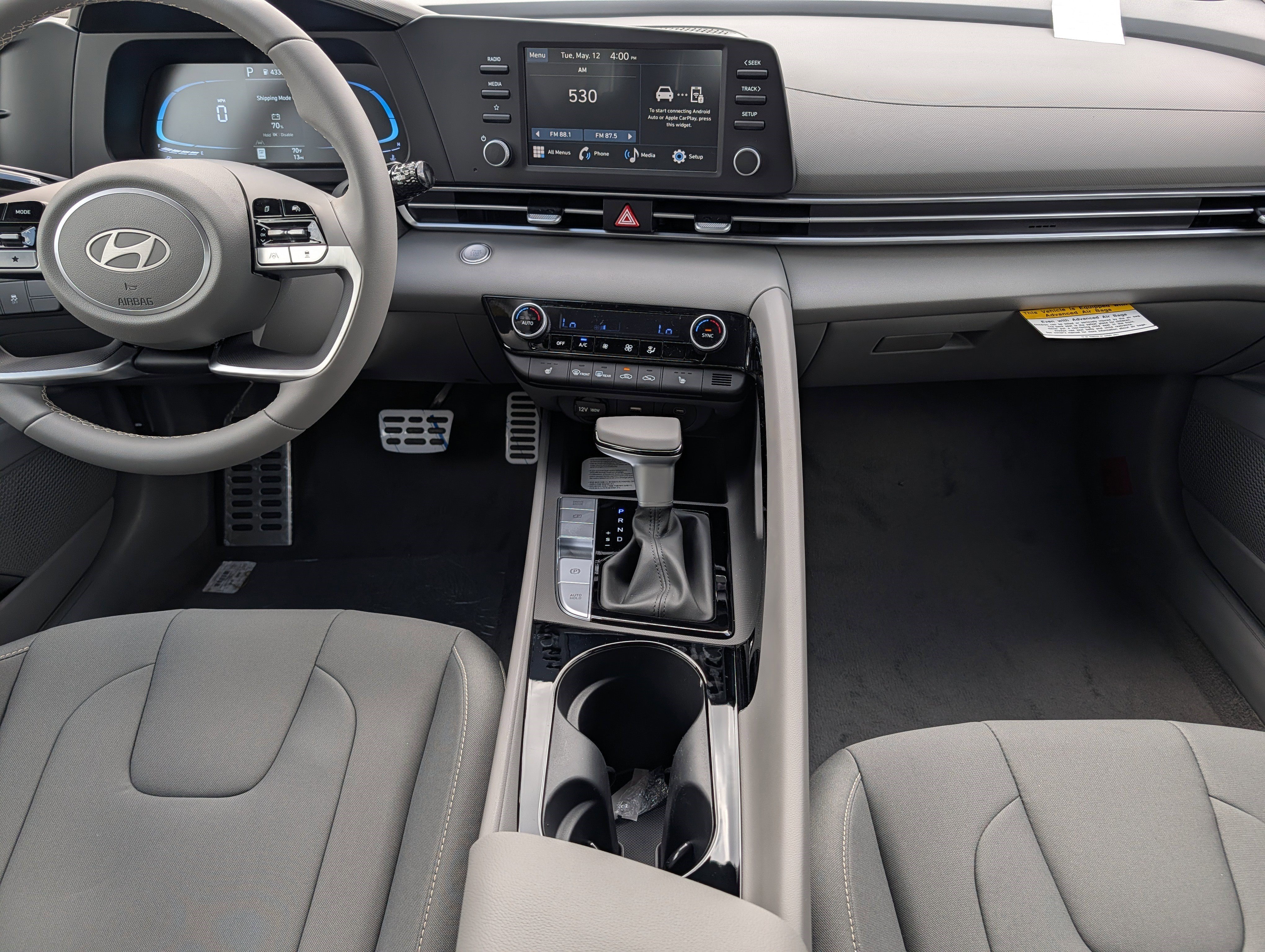 New 2026 Hyundai Elantra SEL Sport FWD image 9