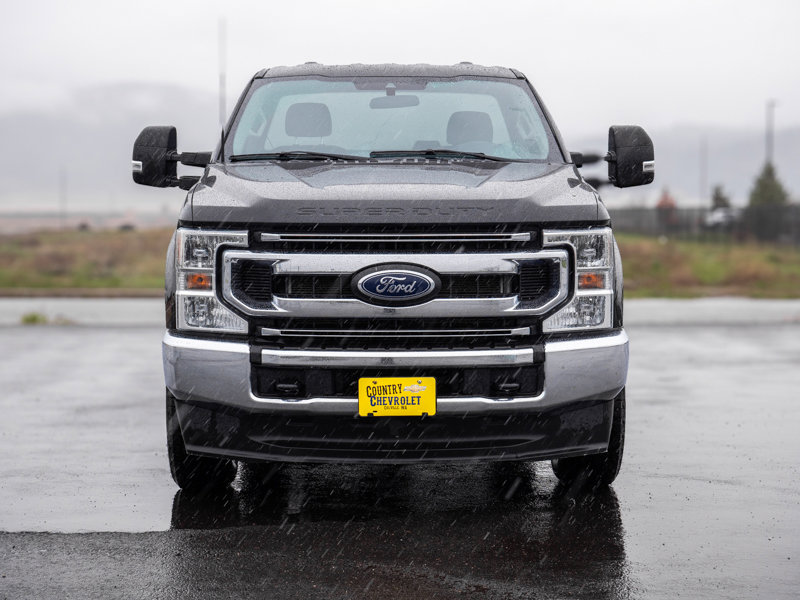Used 2022 Ford F350 XLT image 2