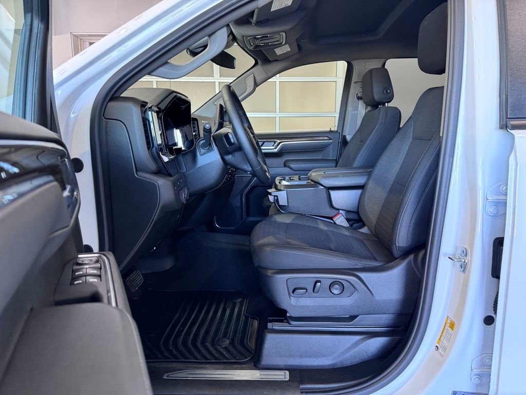 Certified 2026 Chevrolet Silverado 1500 LT image 12