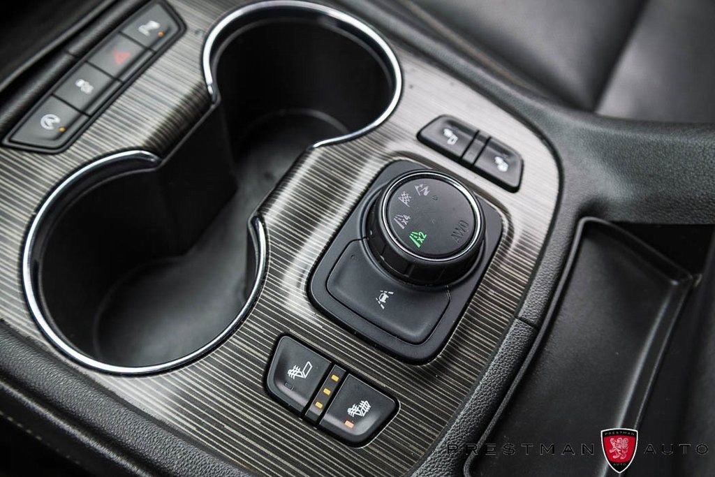 Used 2021 GMC Acadia SLT image 35