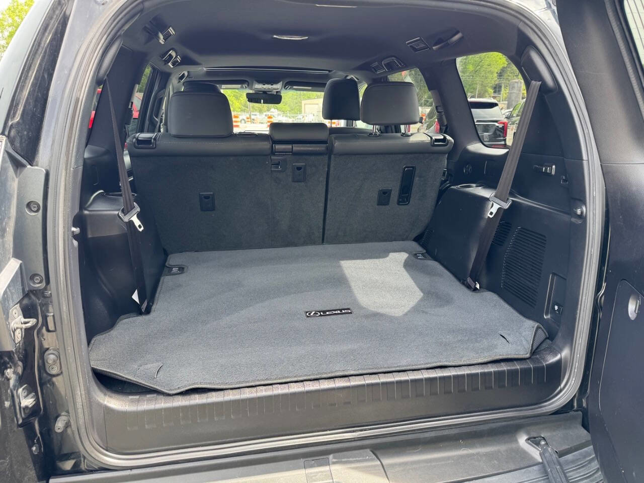 Used 2020 Lexus GX 460 Premium w/ Premium Package image 23