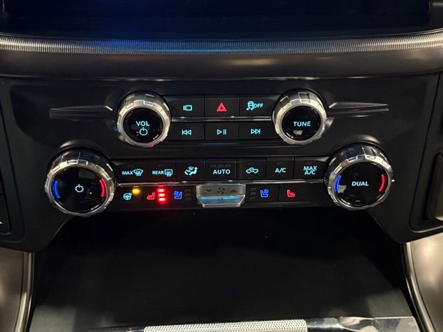 Used 2025 Ford F150 Lariat w/ Equipment Group 501A Mid image 30