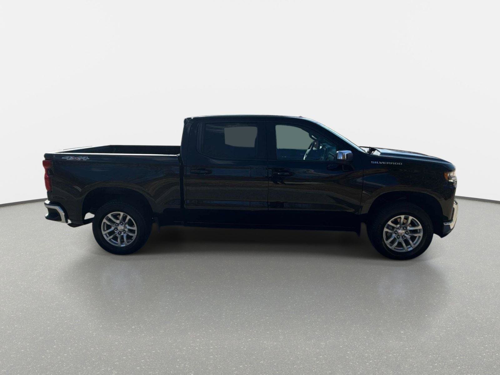 Used 2022 Chevrolet Silverado 1500 LT image 4