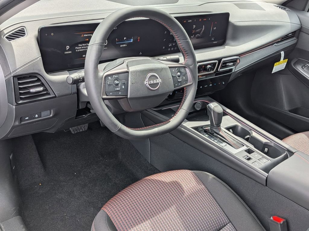 New 2026 Nissan Sentra SR FWD image 10