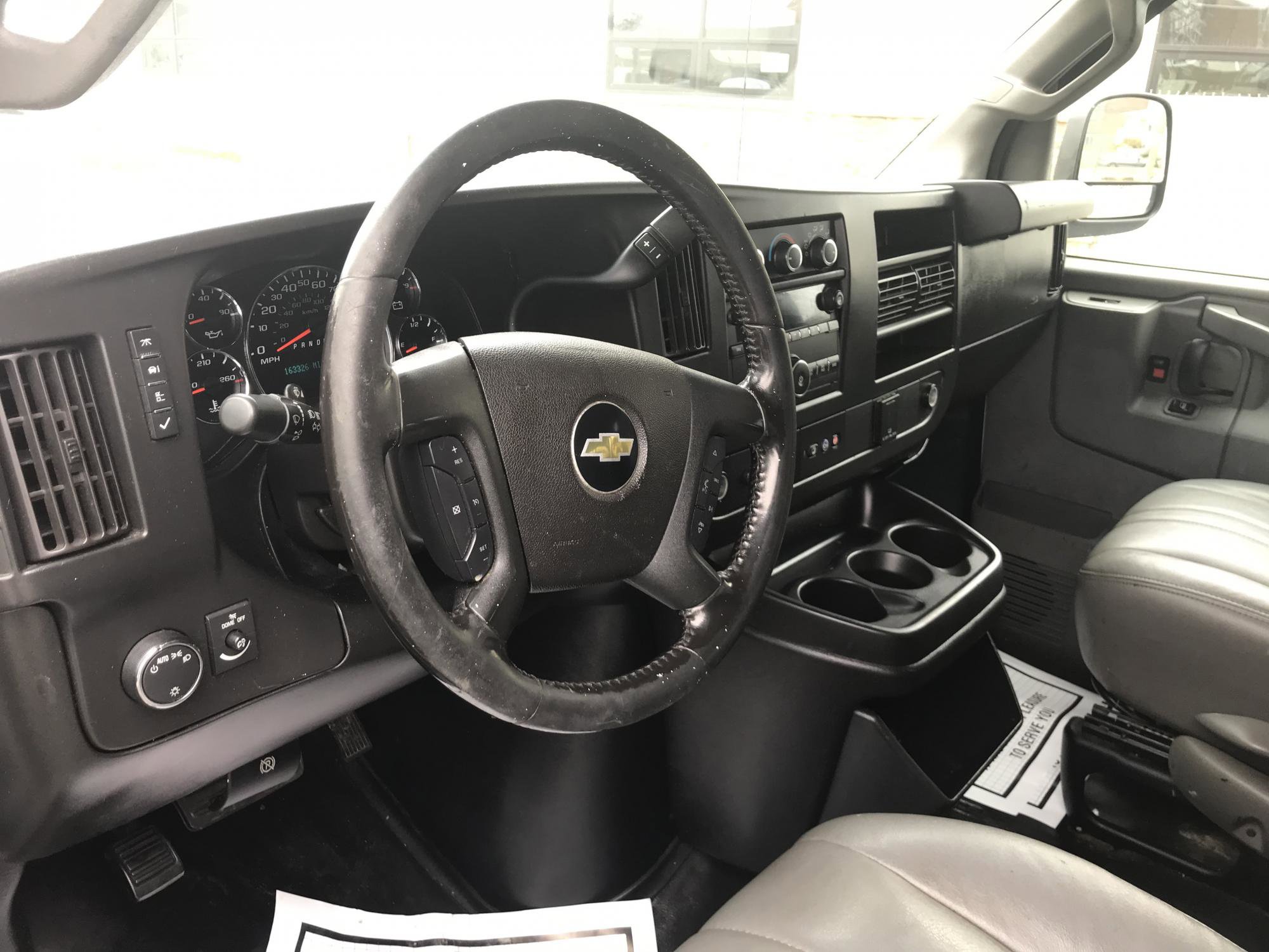 Used 2020 Chevrolet Express 3500 LS image 9