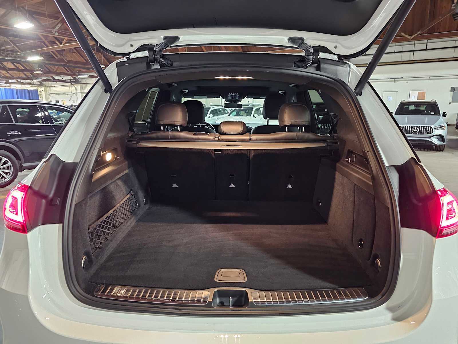 Used 2022 Mercedes-Benz GLE 350 w/ AMG Line Exterior image 18