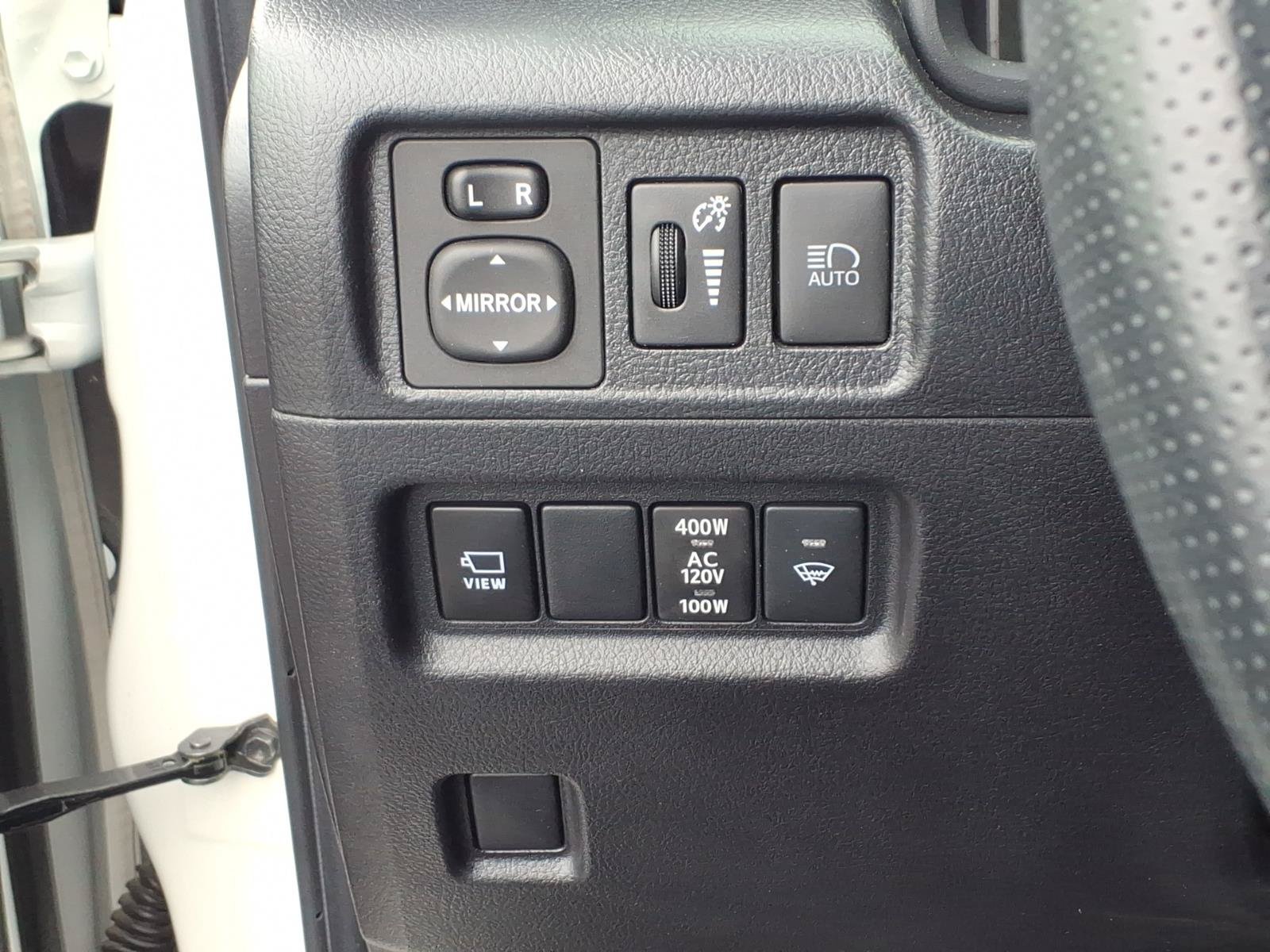 Used 2023 Toyota 4Runner Limited AWD/4WD image 23
