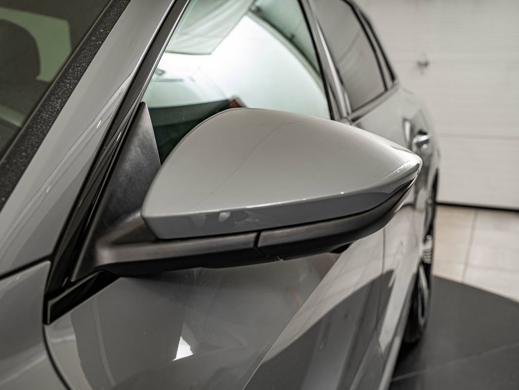 Used 2022 Audi e-tron Premium Plus w/ Premium Plus Package image 10