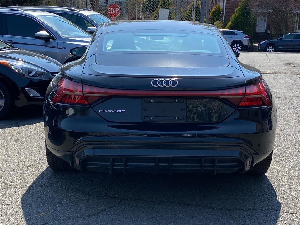 Used 2023 Audi e-tron GT Premium Plus image 4