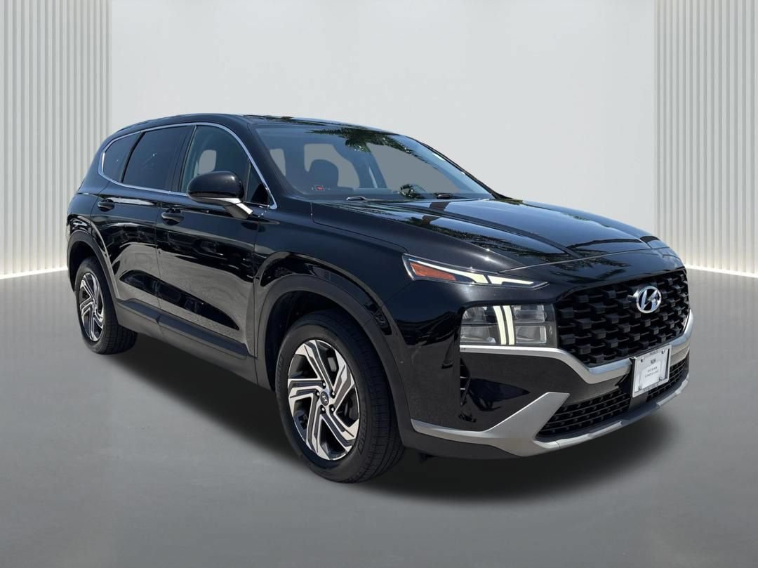 Used 2021 Hyundai Santa Fe SE w/ Cargo Package FWD video 3
