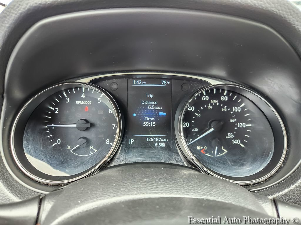 Used 2015 Nissan Rogue S AWD/4WD image 11