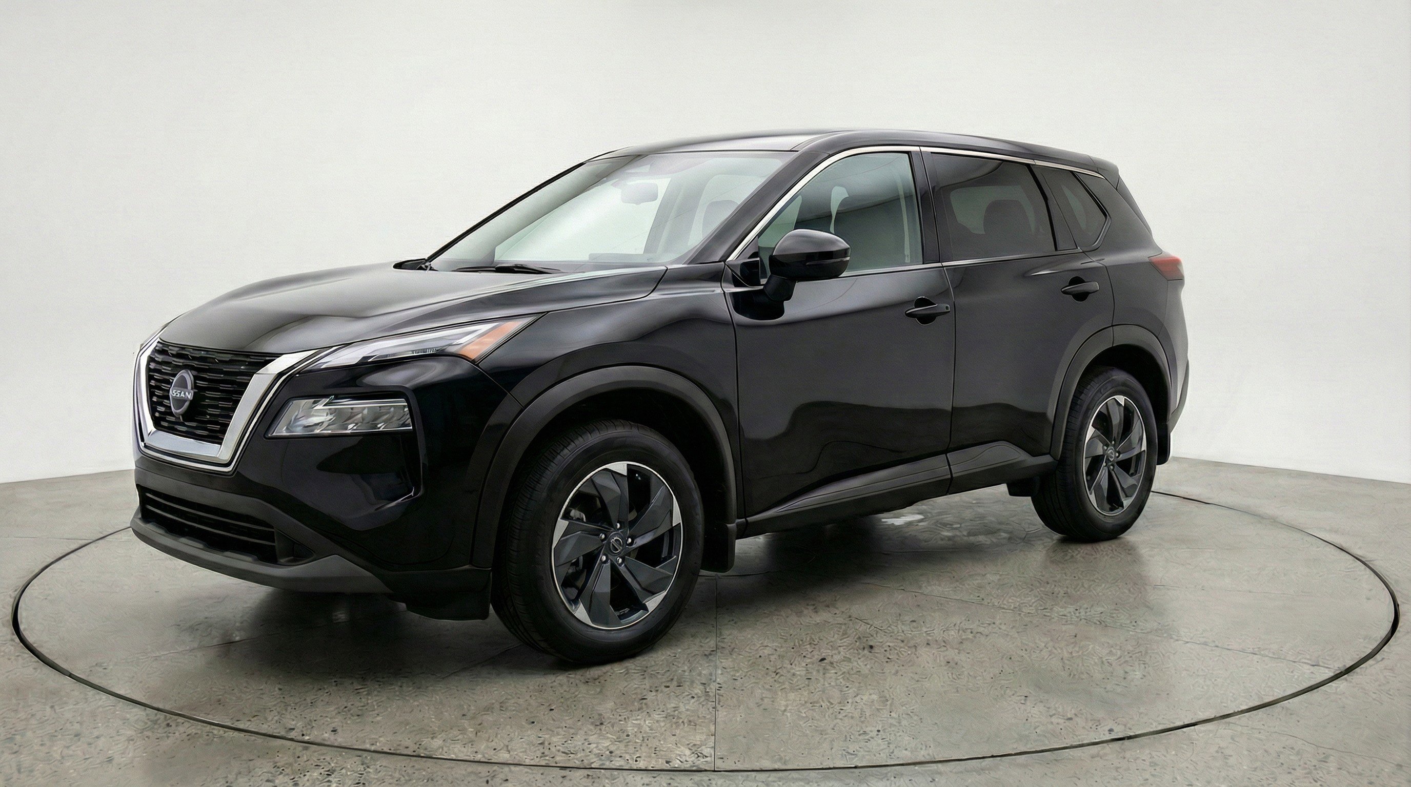 Used 2025 Nissan Rogue SV image 3