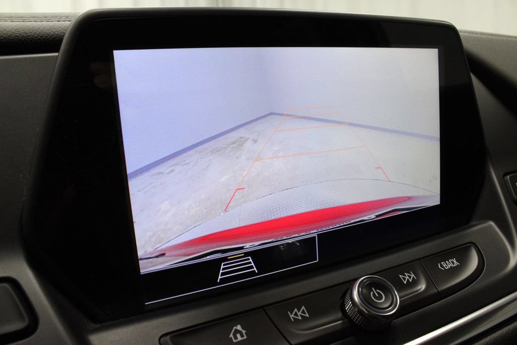 Used 2021 Chevrolet Blazer LT FWD image 3