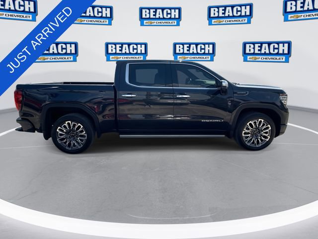 Used 2025 GMC Sierra 1500 Denali Ultimate image 8
