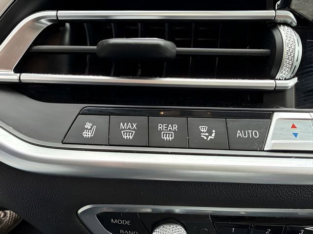 Used 2019 BMW X5 xDrive40i w/ Executive Package AWD/4WD image 23